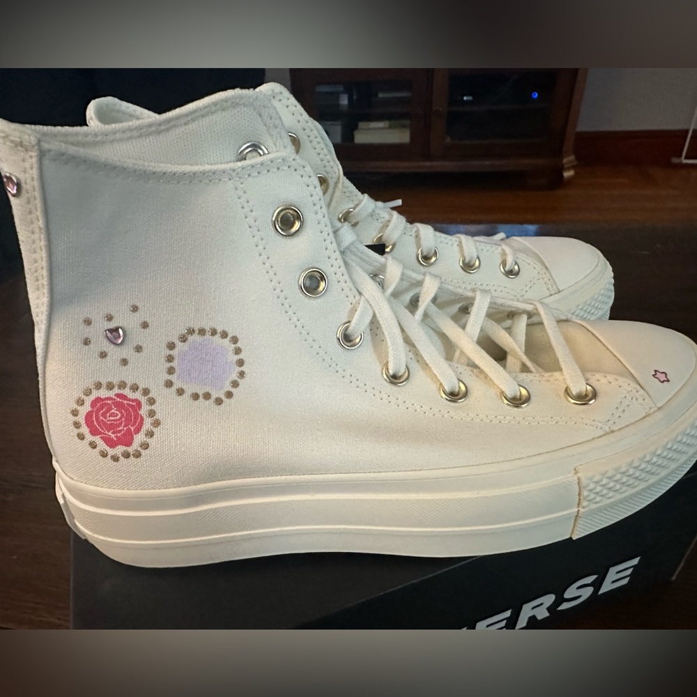 NIB Converse Chuck Taylor All Star Platform Hi-Top | 8.5